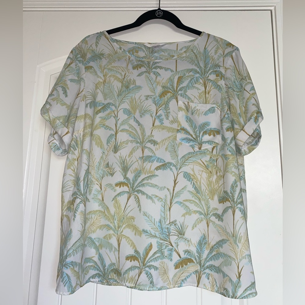 Lauren Conrad tropical blouse Sz L EUC